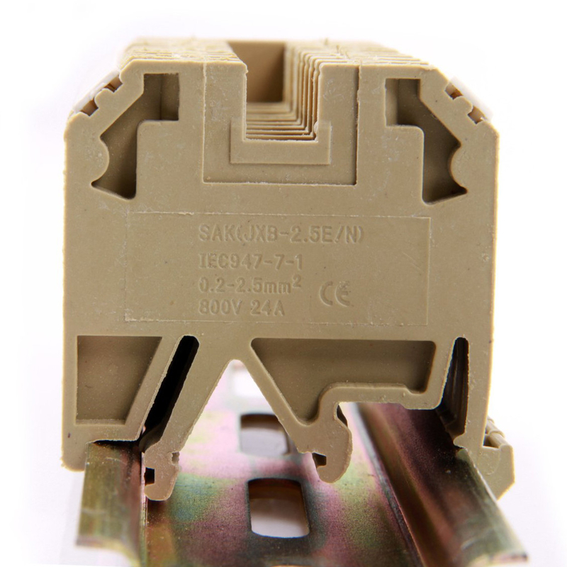 SAK-2.5EN / JXB-2.5 / 35 DIN السكك الحديدية المسمار المشبك كتل محطات 800V 24A